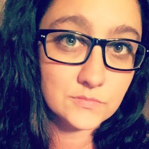 Meet your Posher, Cari